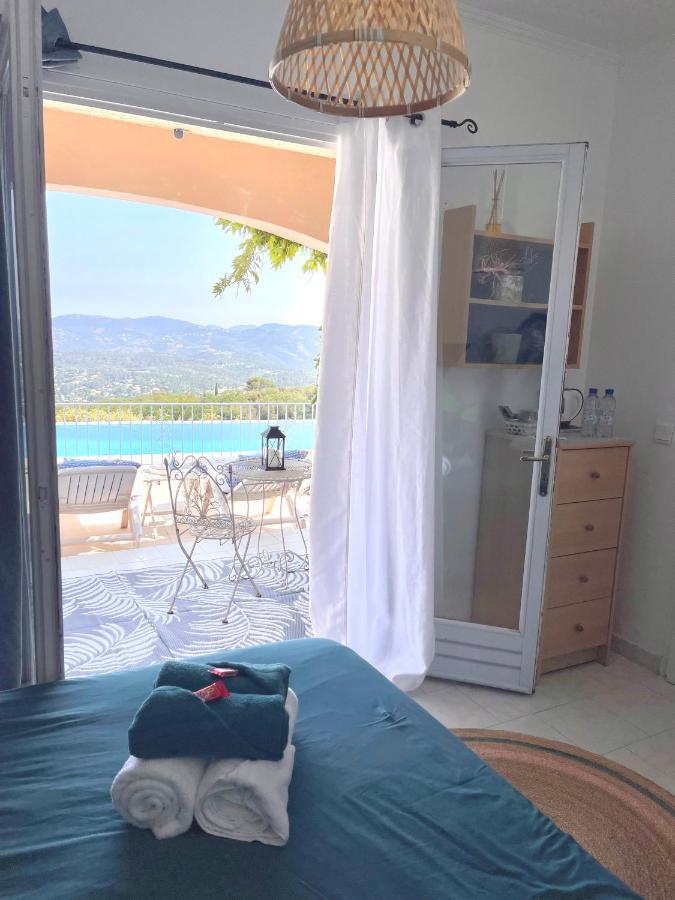 Les Volets Bleus Hotel Spéracèdes Kültér fotó